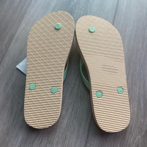 Flip Flops - Picture 2 of 2